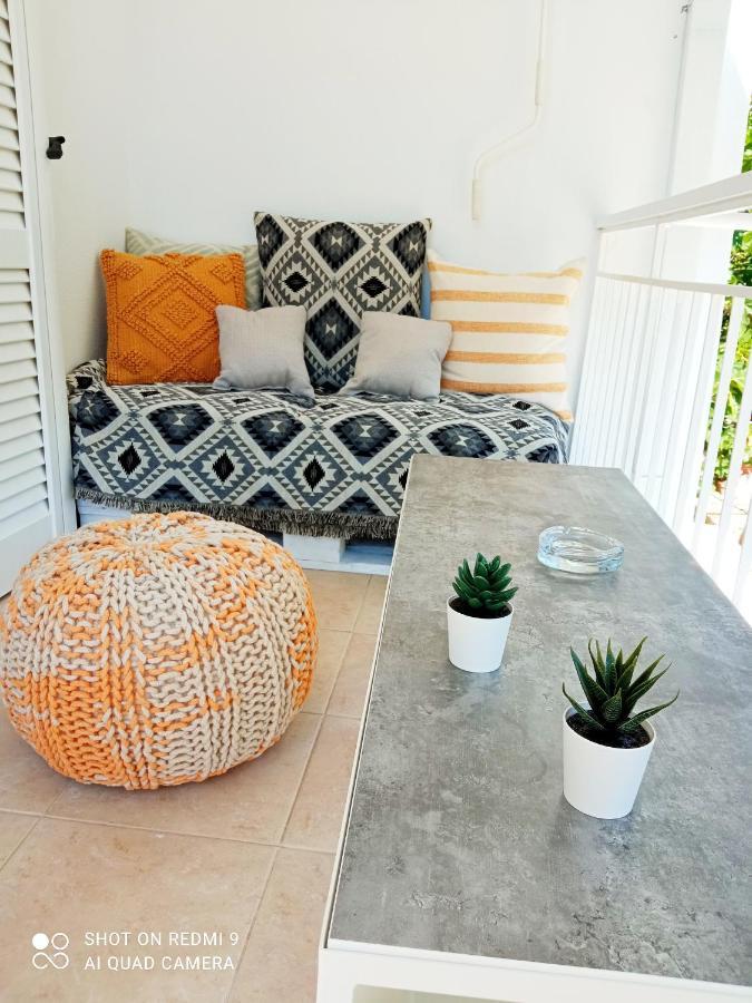 Summer Feel Suites Poros Town Exteriör bild