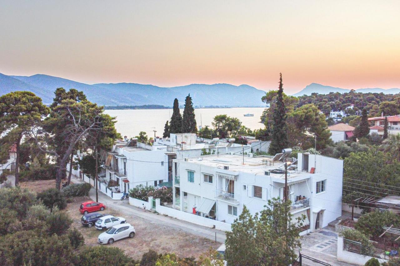 Summer Feel Suites Poros Town Exteriör bild