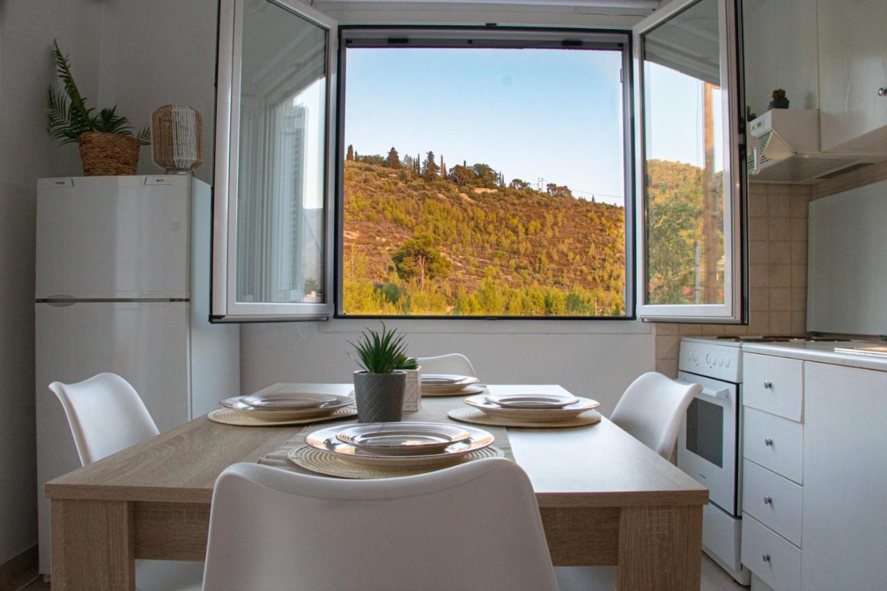 Summer Feel Suites Poros Town Exteriör bild