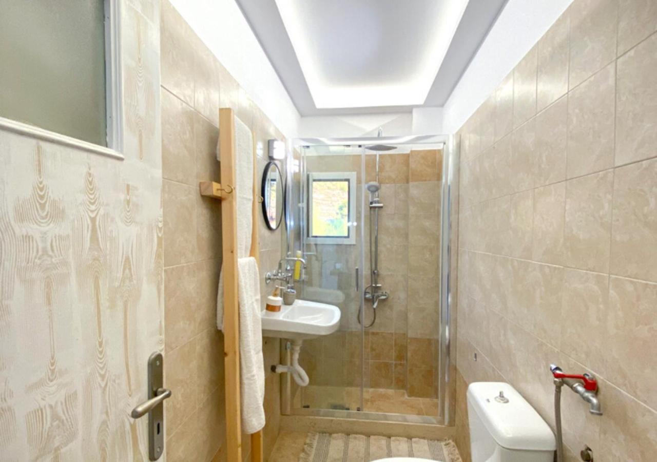 Summer Feel Suites Poros Town Exteriör bild