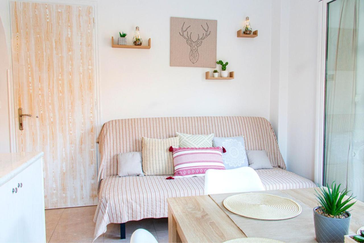 Summer Feel Suites Poros Town Exteriör bild